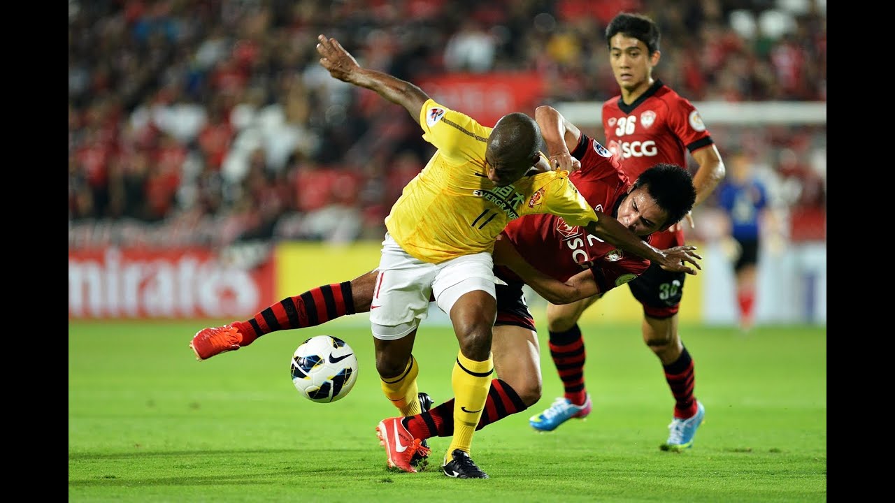 Muangthong United vs Guangzhou Evergrande: AFC Champions League 2013 (Group Stage MD4)