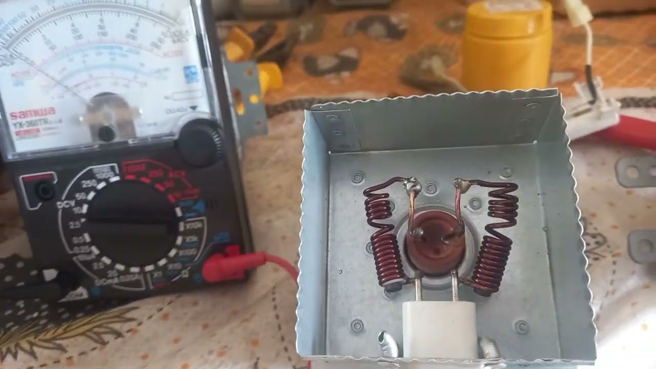 Microondas LG MS3052R não aquece os alimentos parte 04