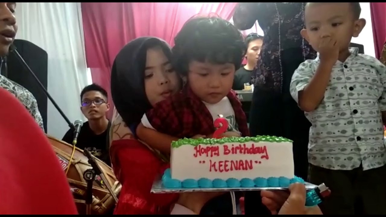 Ultah keenan ke 2thn dirayain pernikahan tante meli di gombong(jateng)