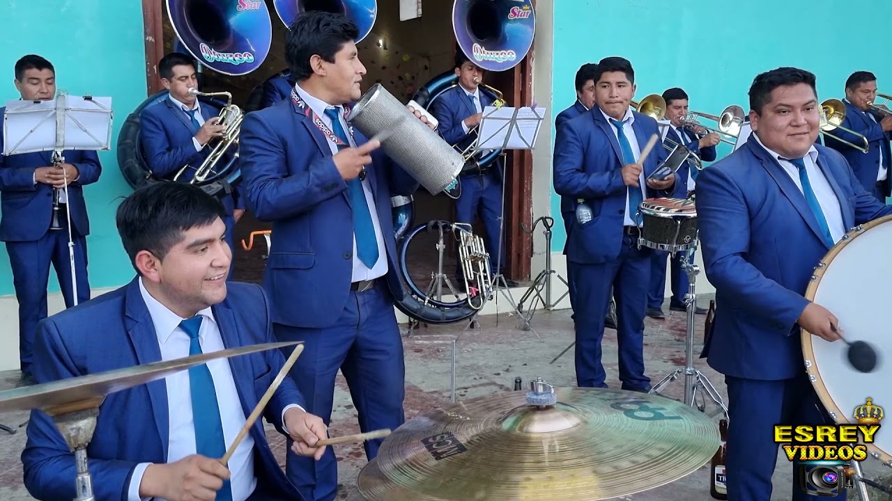 FILARMONICA STAR DE OTUZCO INTERPRETA MIX MOTOR Y MOTIVO CUMBIAS