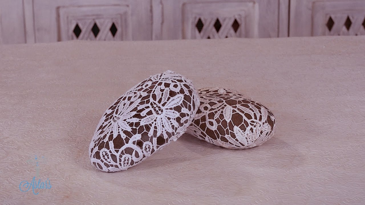 How to make a Vintage Lace-Covered Rock