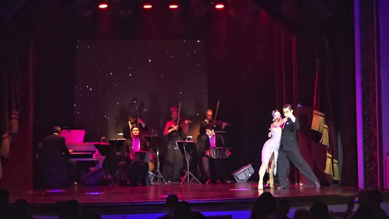 Ivens Bueno y Magdalena Benitez - Quejas de Bandoneón en Piazzolla Tango 