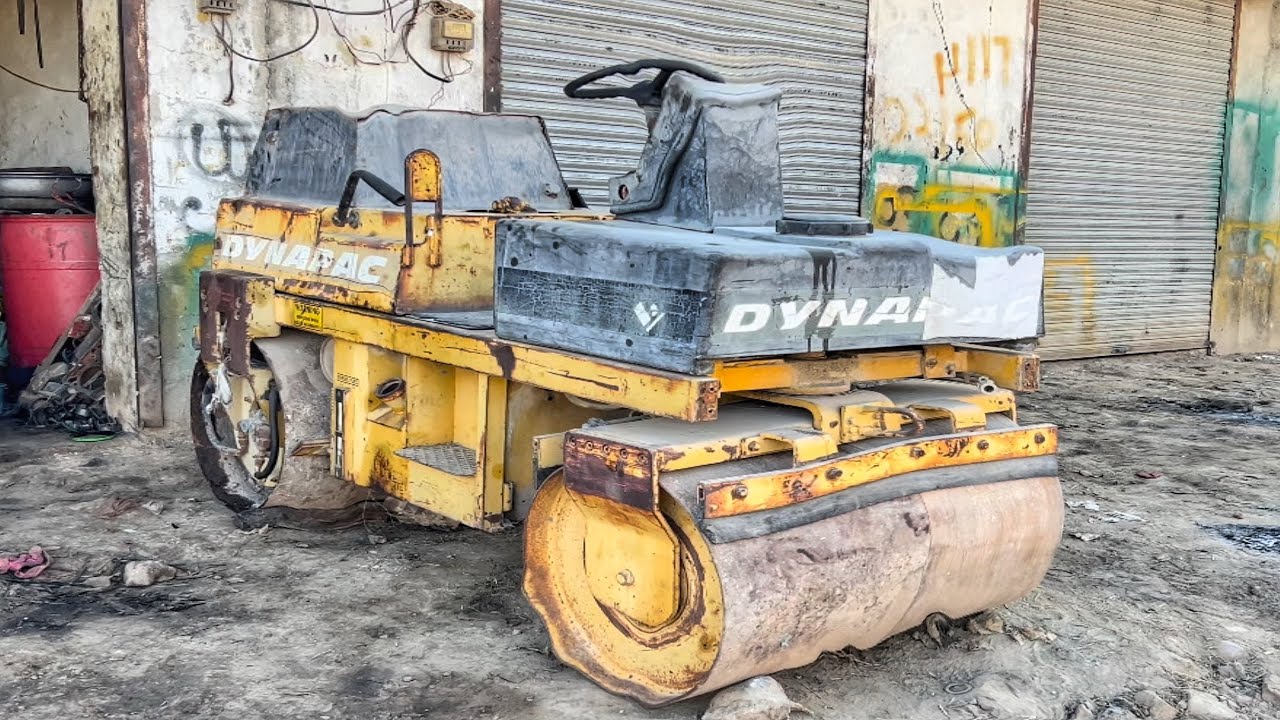 Restoration Process of Almost 60 Years Old Mini Road Roller With Minimal Tools