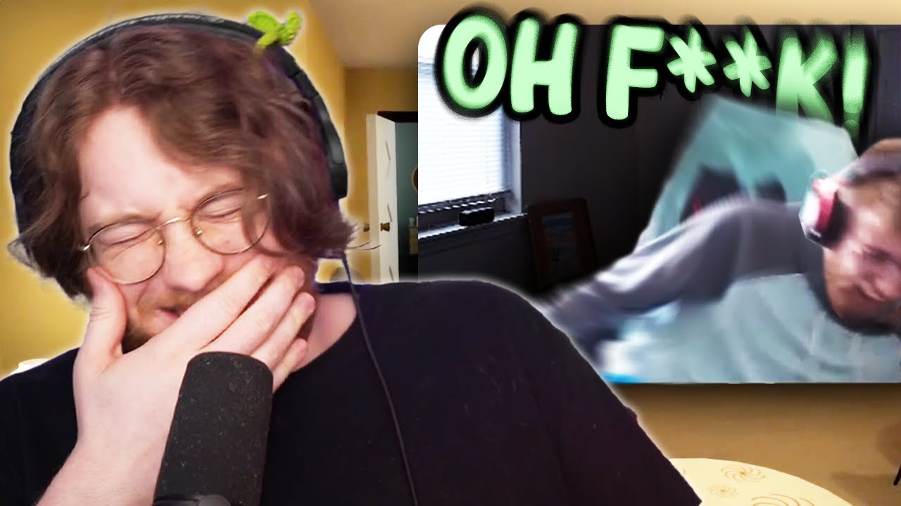He laughed so hard he fell of his chair (Funny Stream Moments #7)