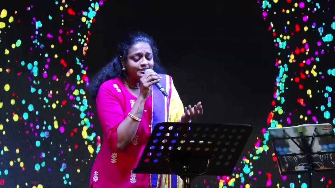 Mainakam kadalil Ninnuyarunnuvo - Preethi Warrier