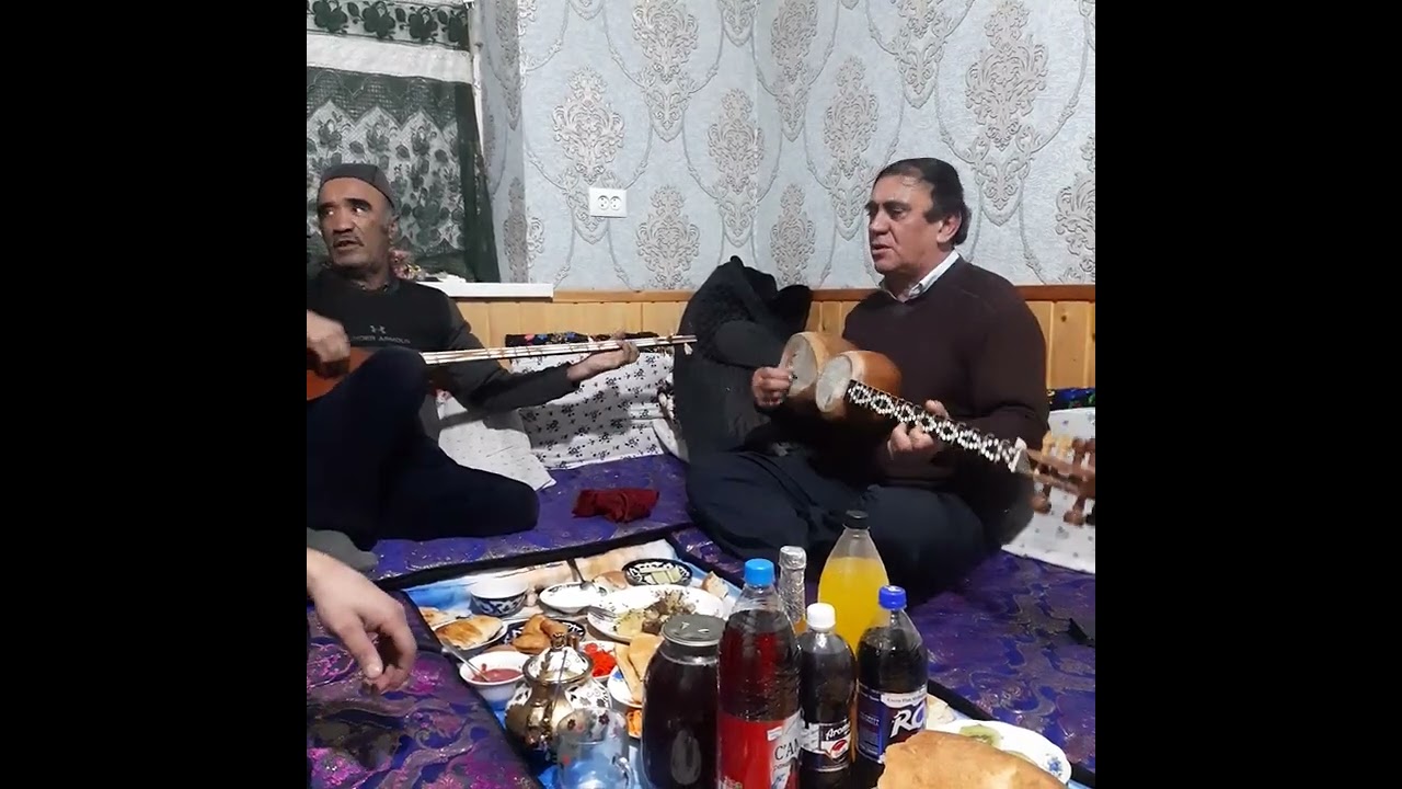 Неъматчон Турсунов Дар меҳмонии Ҳочи Худойқул