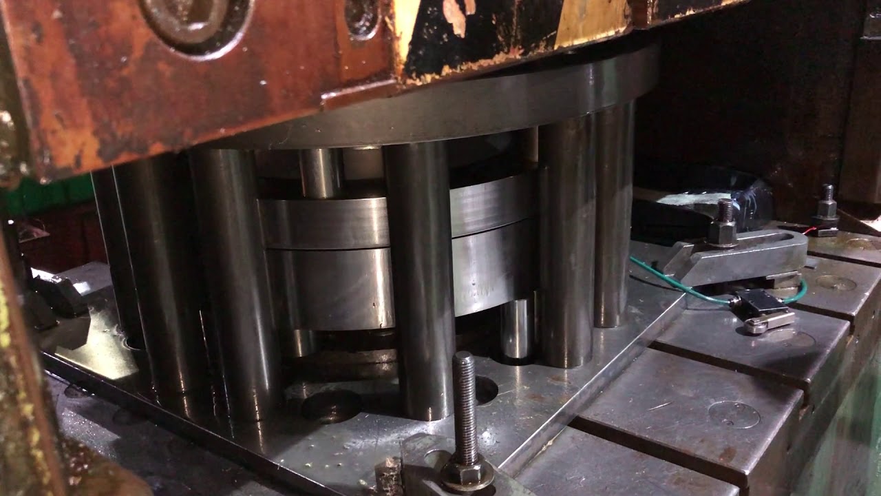 Estampacion de metales en frio