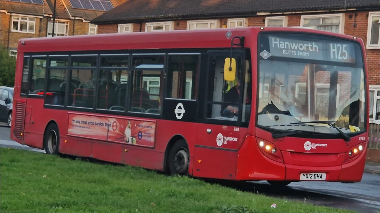 *Interesting Axles* | Transport UK London 8788 YX12GHA Bus Route H25 | ADL Enviro 200 Allison Euro 5