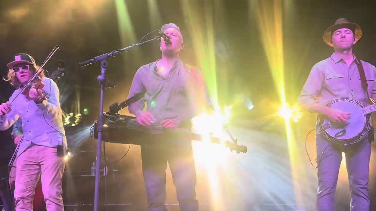 The Infamous Stringdusters Live From The Miners Foundry- I’ll Just Stay Around Into Comin’ Again