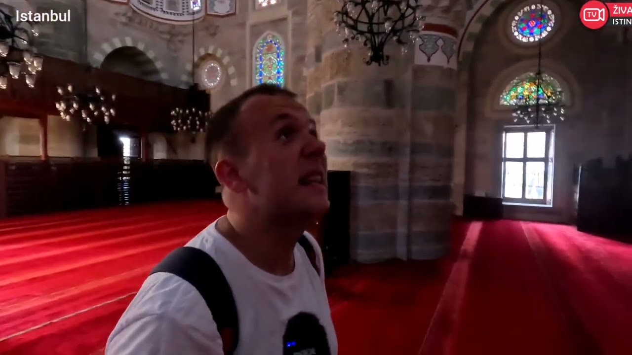 Čuli smo o njoj i druge priče Ali ova nas je.... DŽAMIJA MIHRIBAN SULTANIJE Uskudar ❤️🌷🙏🙈