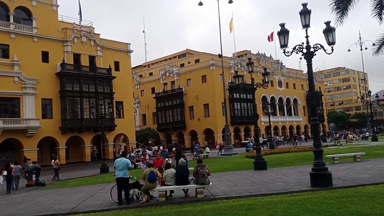 Lima Peru walking street tour. is it safe?