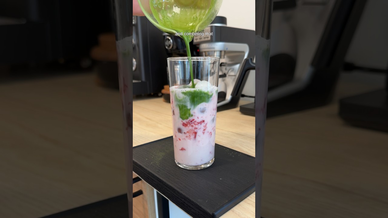 The best way to make an iced matcha latte!
