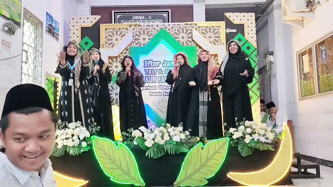 Penampilan Sholawat. Guru