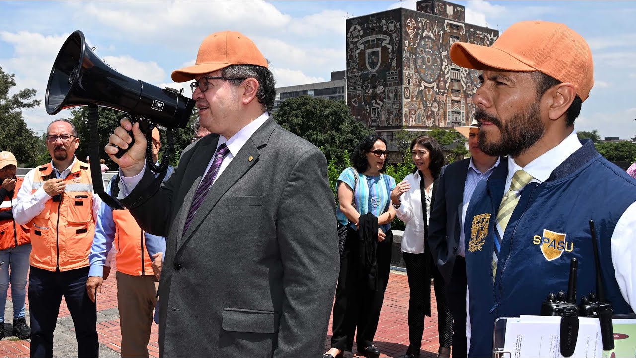 FUNDAMENTALES LOS SIMULACROS PARA TENER CLARO QU&Eacute; HACER ANTE UN SISMO, RECTOR LOMEL&Iacute;