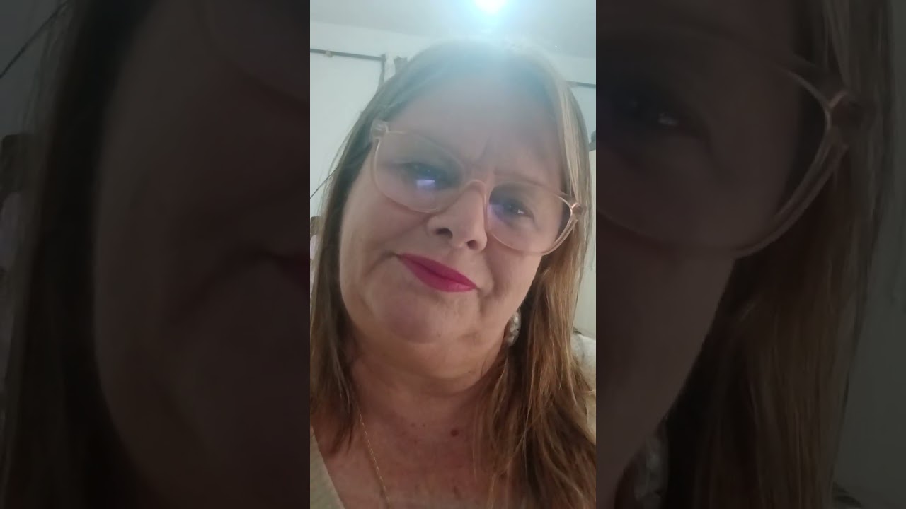 Boaz.       Foi comparado a jesus.    Eu estarei você tbm podemos ser !