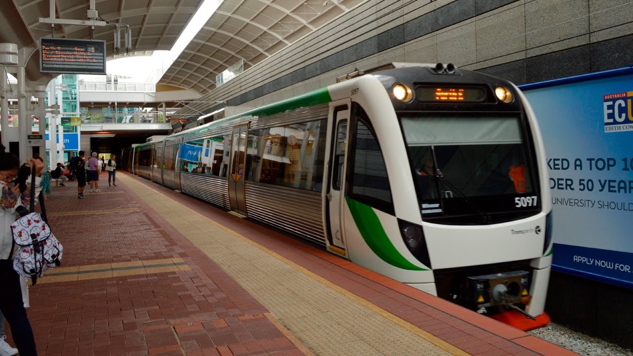 Trains and buses at Joondalup - Perth Transport