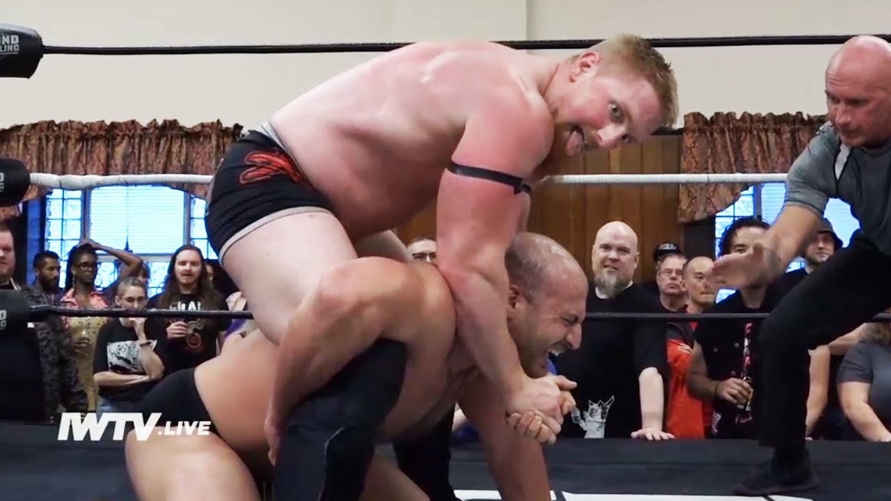 [Free Match] Chris Dickinson v. Shane Mercer | Beyond Wrestling #UnchartedTerritory Episode 12 (GCW)