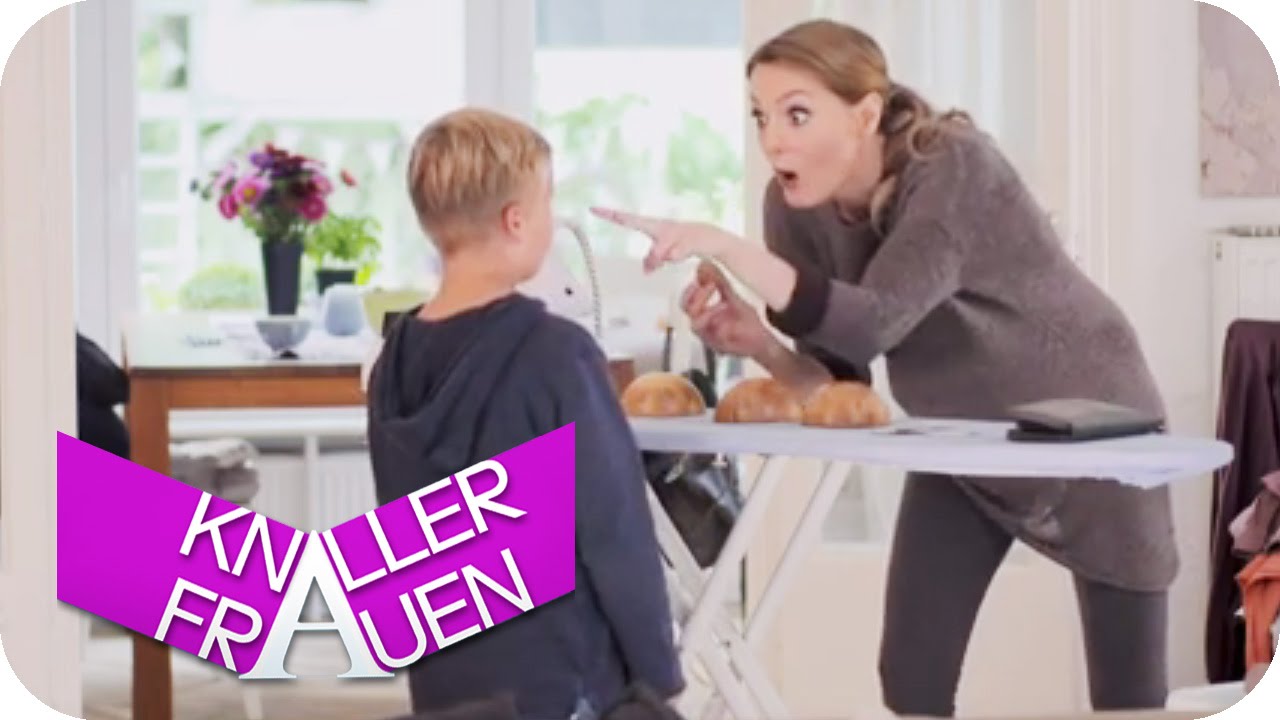 H&uuml;tchenspiel | Knallerfrauen mit Martina Hill