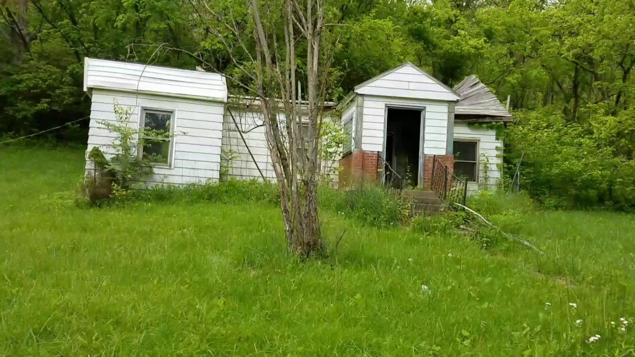 Abandoned House in Oregonia, Ohio Near the Little Miami River Scenic Trail
