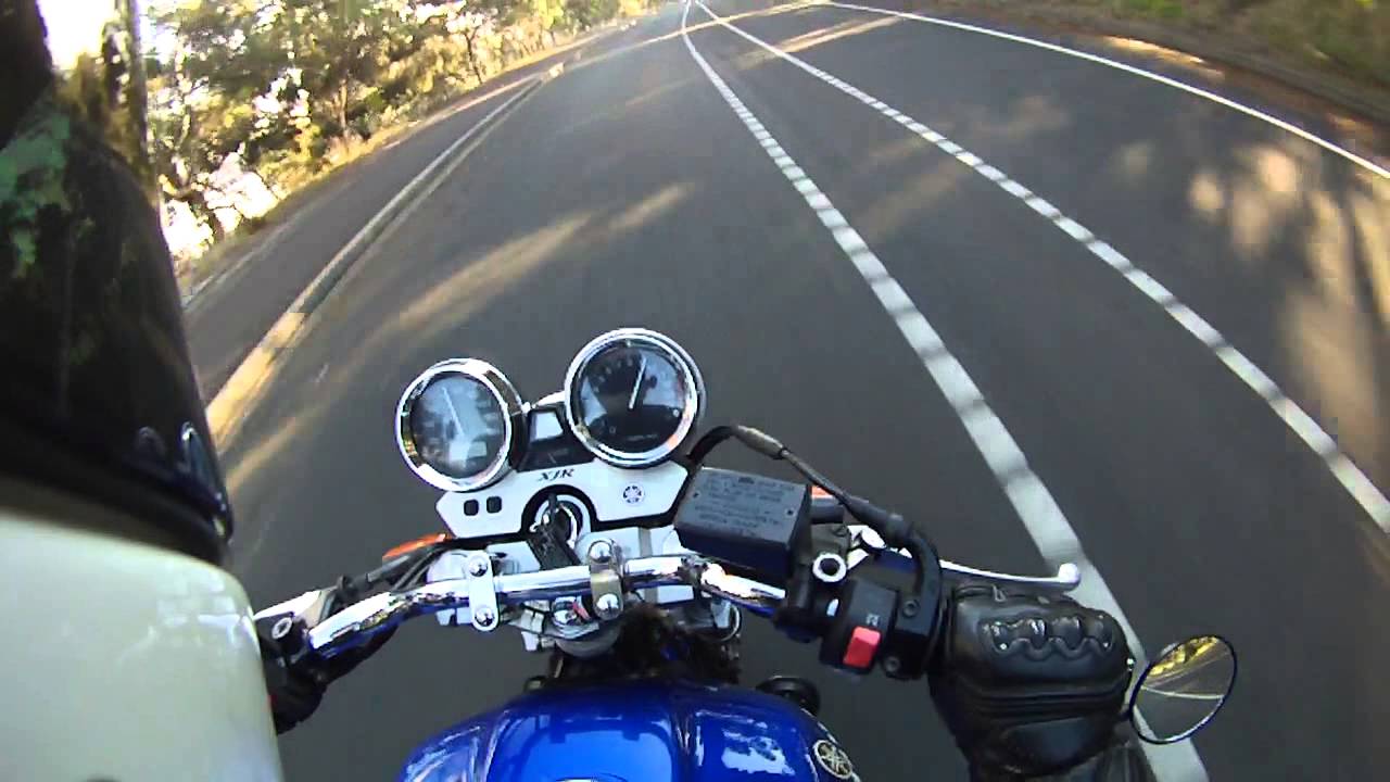 Yamaha XJR400 0-100km/h