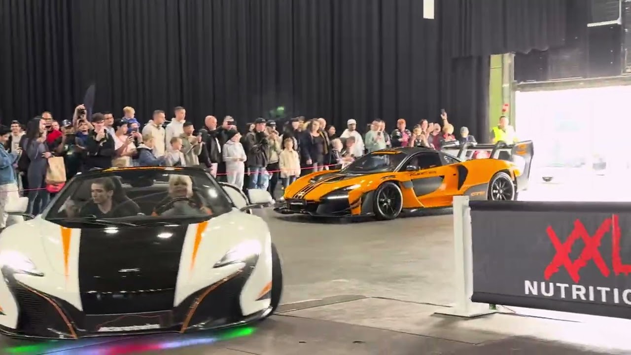 100% Auto Live #mclaren #mclaren_twins #catwalk  #autolive #ahoy 
