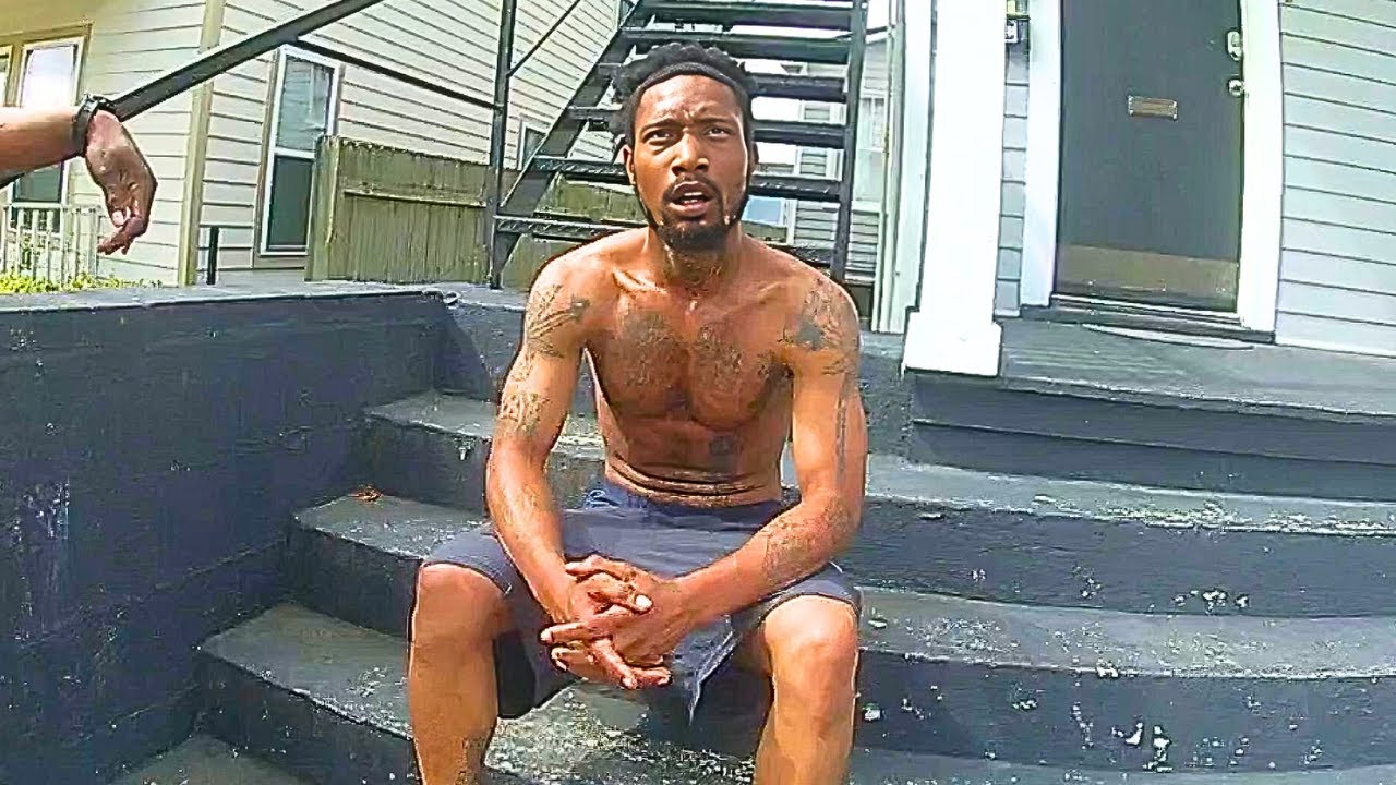 Man Holding His Girlfriend Hostage Gets a Surprise From Cops