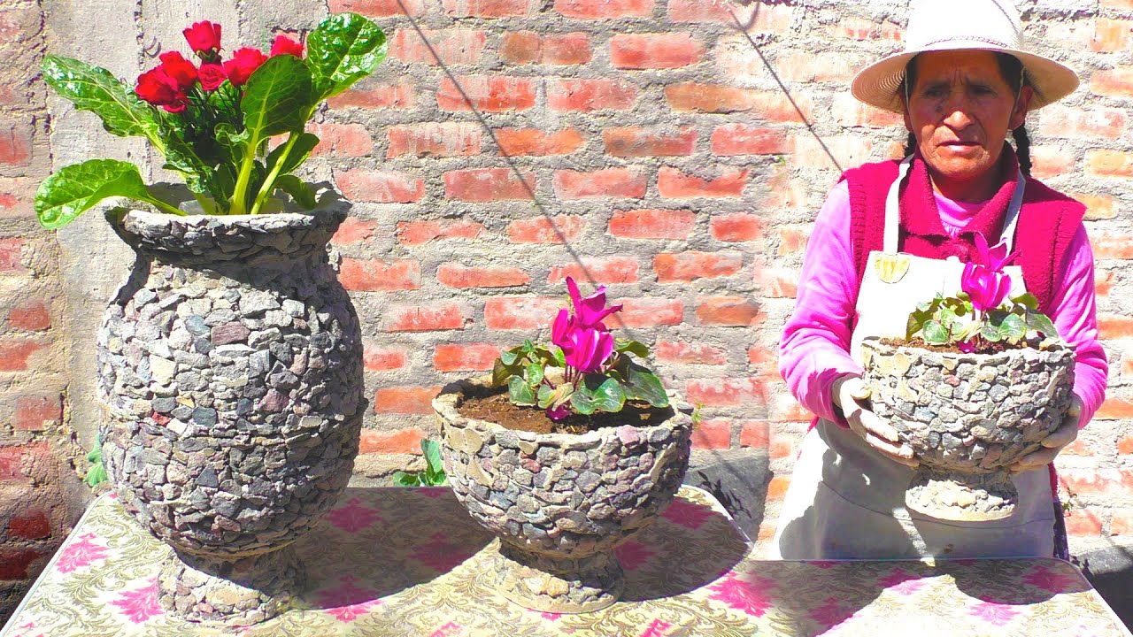 Cómo hacer una maceta grande de piedras con cemento para flores para el jardín hecho a mano