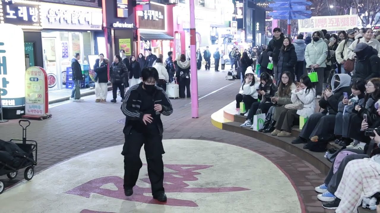 Kpop&JHKTV#Nname Hyojin in hongdae kpopdance#HOTSEVENTEEN #엔네임&효진 홍대케이팝댄스#핫