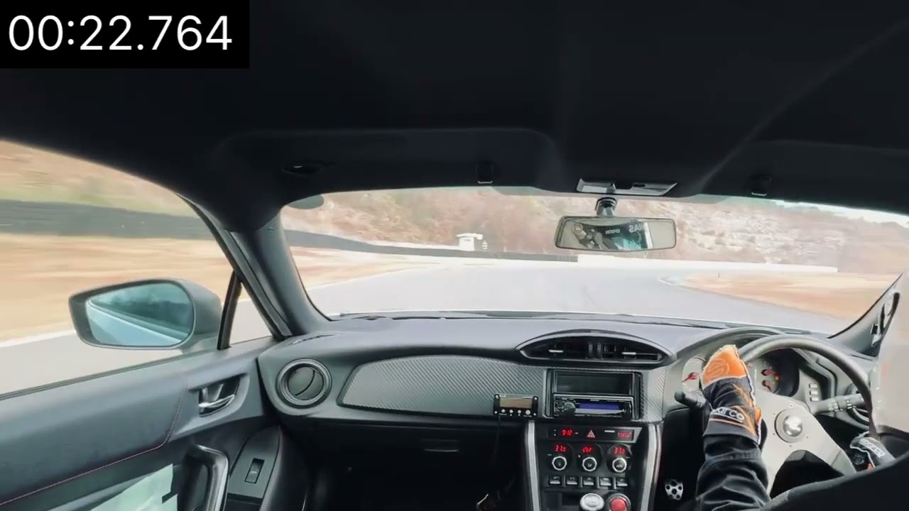 【260104】86 スパ西浦  59″499  Z3  235/40r18