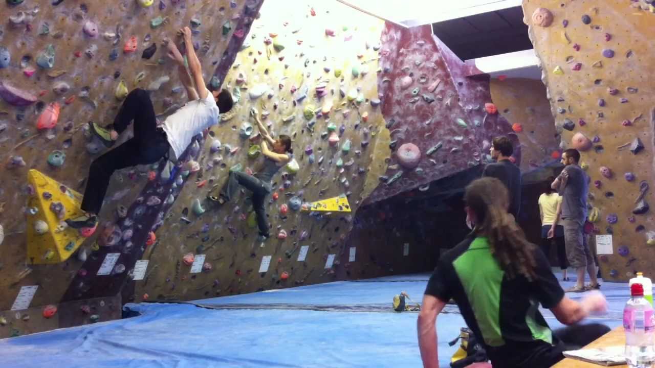 Alien Rock 2 Indoor Bouldering wall