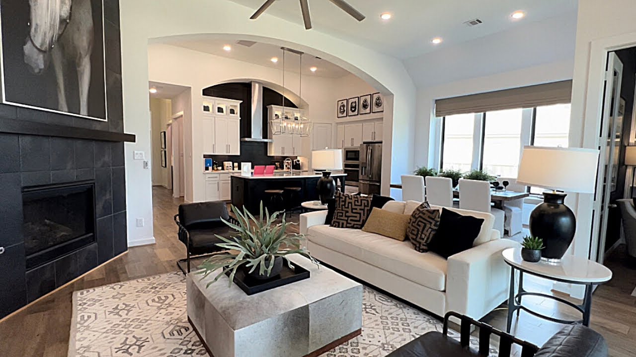 See Inside The BEST Single Story Luxury Home Tour : Model Home Tour