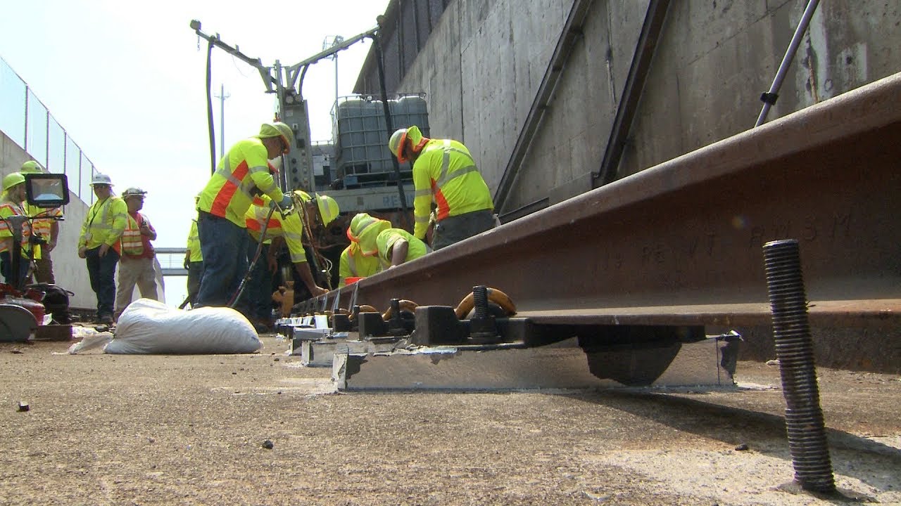 Measure RR Downtown Oakland Track Work
