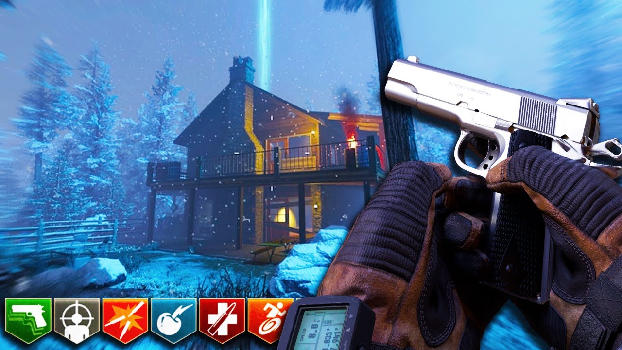 Une CABANE en pleine FOR&Ecirc;T ENNEIG&Eacute;E en MODE ZOMBIES ❄ | Custom Zombie #726