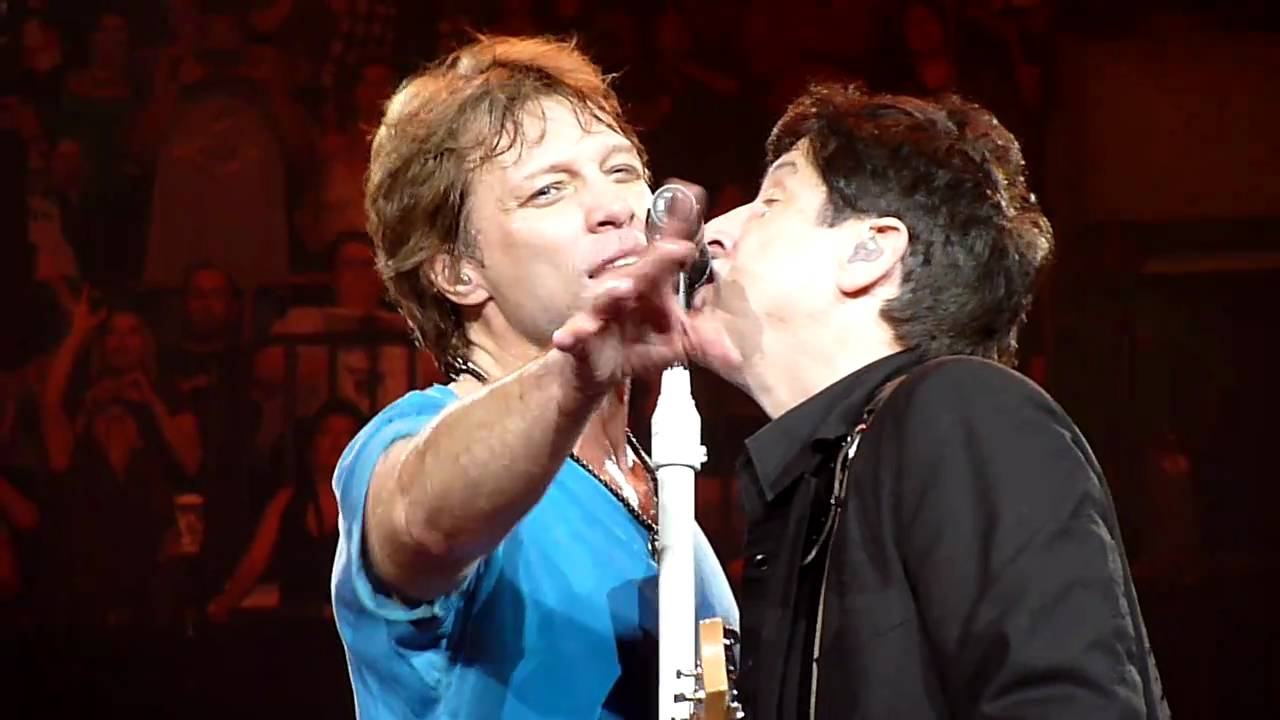 Bon Jovi - Bad Medicine and Pretty Woman - San Antonio - March 17, 2011