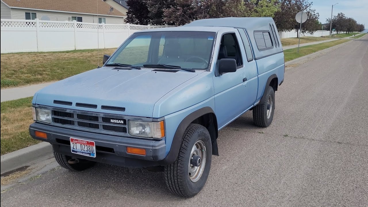 My $900 1989 Nissan D21 4x4 Pickup truck review so far.
