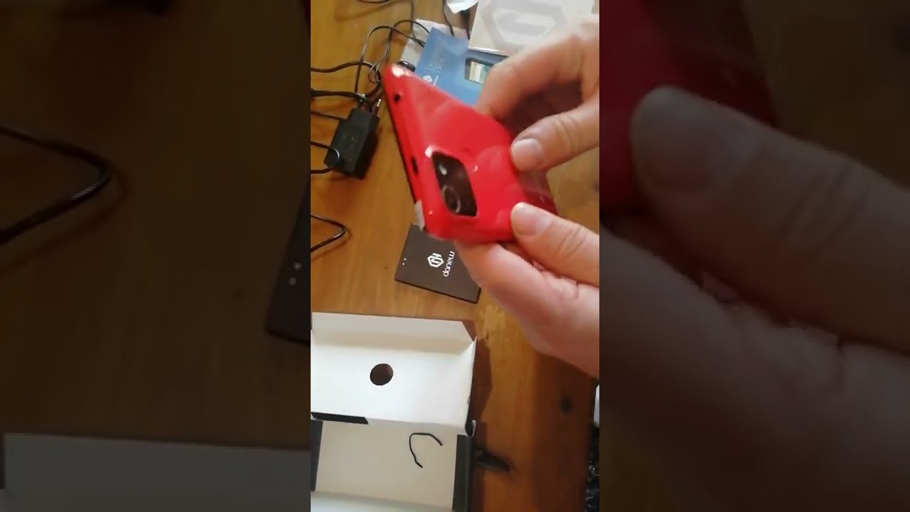 Danew Konnect 556 Rouge Mobile Phone Unboxing & Review