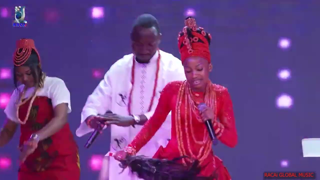 Spirit-Filled Bini Praise That Will Stir Your Soul!
