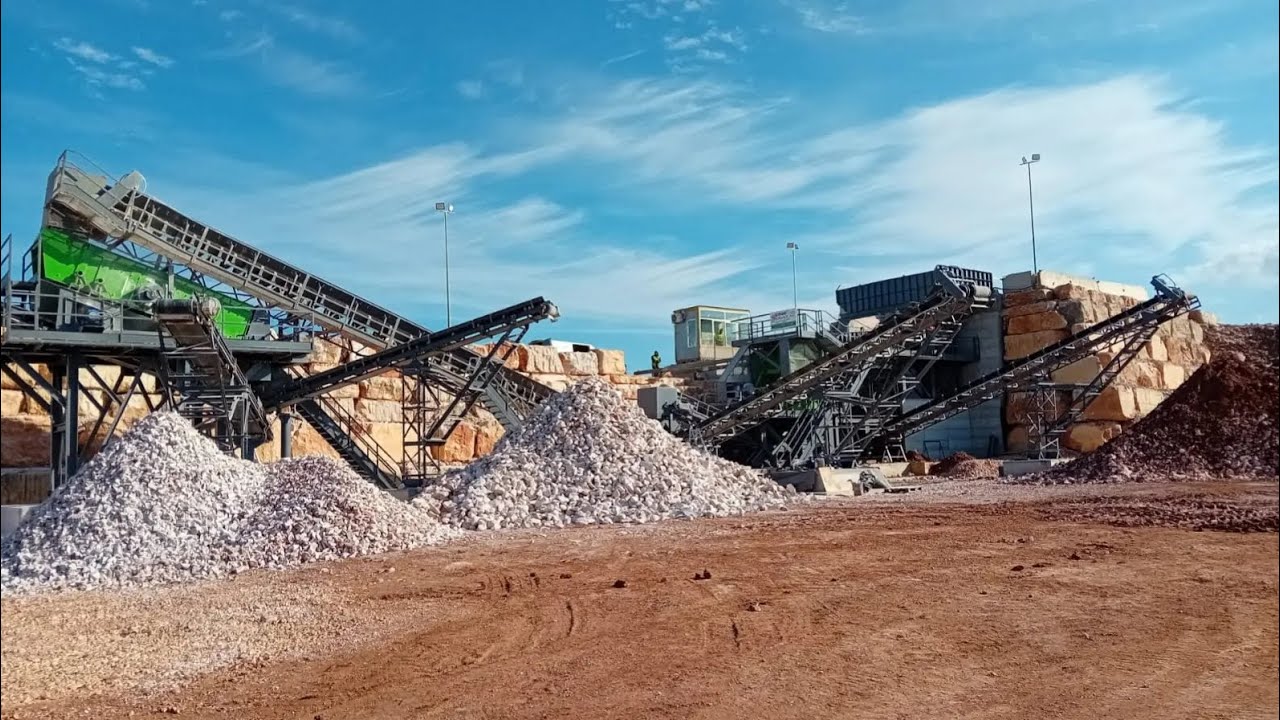 Cosa si intende per Impianto di frantumazione e vagliatura inerti?  Crushing Plant.  Nuovo Impianto