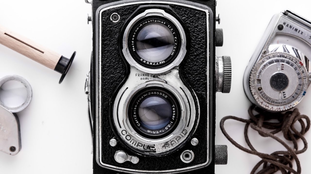 Shooting Photos With A 100 YEAR OLD CAMERA - Does It Still Work?