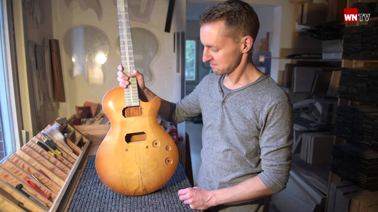 Helliver guitars from M&uuml;nster