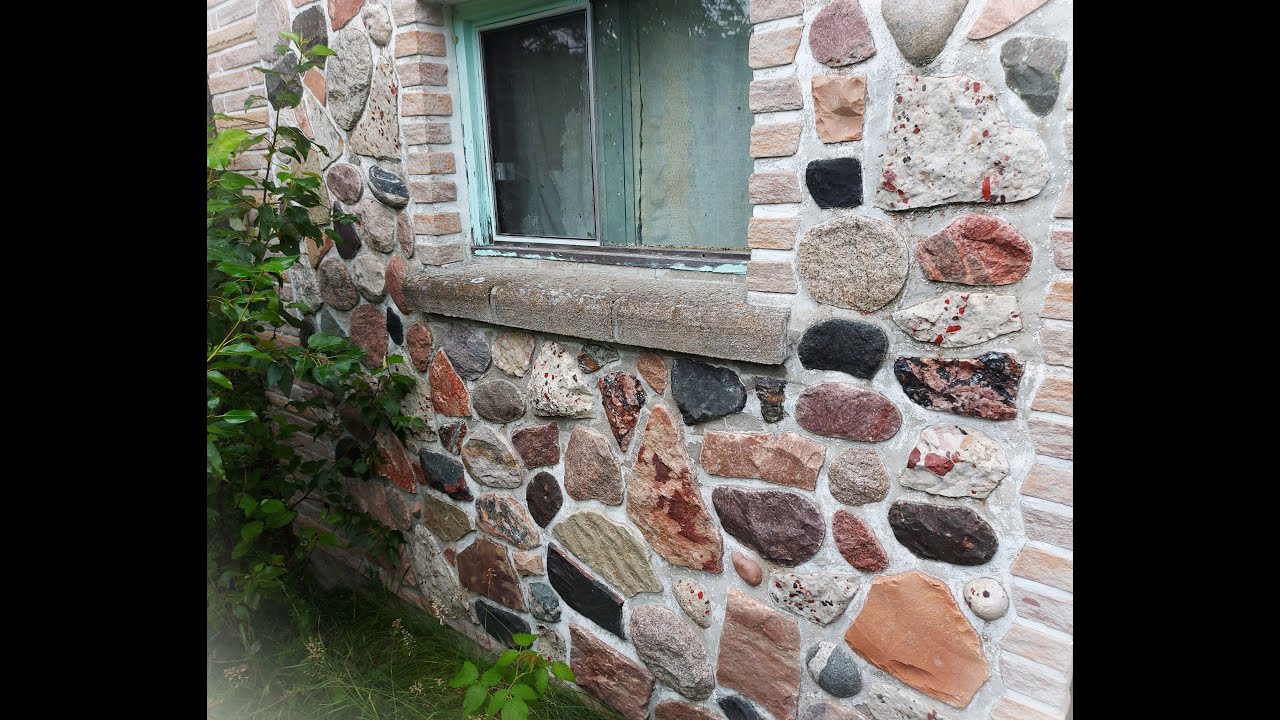 Grandma's abandoned Puddingstone cottage - a Northern Ontario beauty hiding in the bush