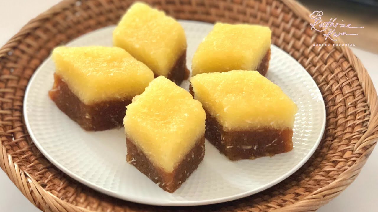 Steamed Cassava Layer Kuih / Cassava Cake  蒸双色木薯糕