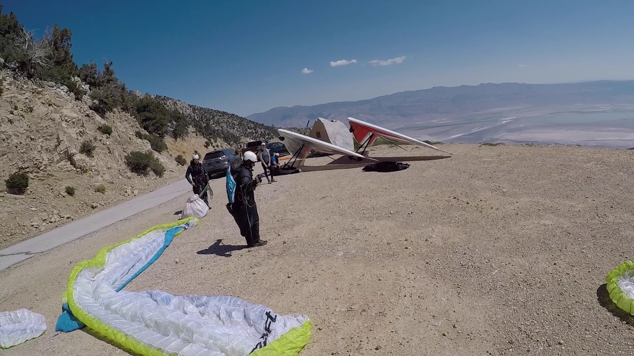 Paragliding in Owens Valley