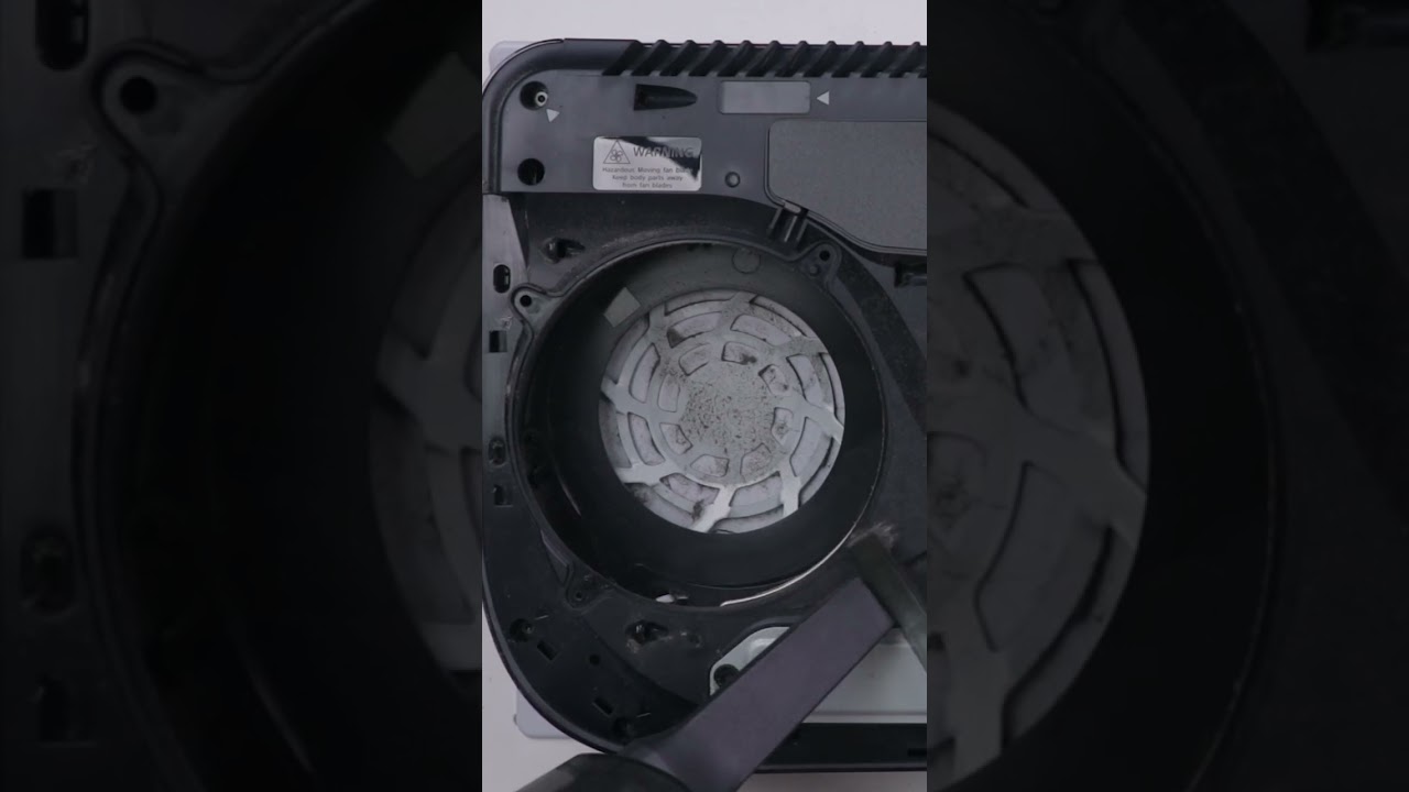 Вот почему вам нужно чистить свою PS5!!! Как она вообще включилась?!