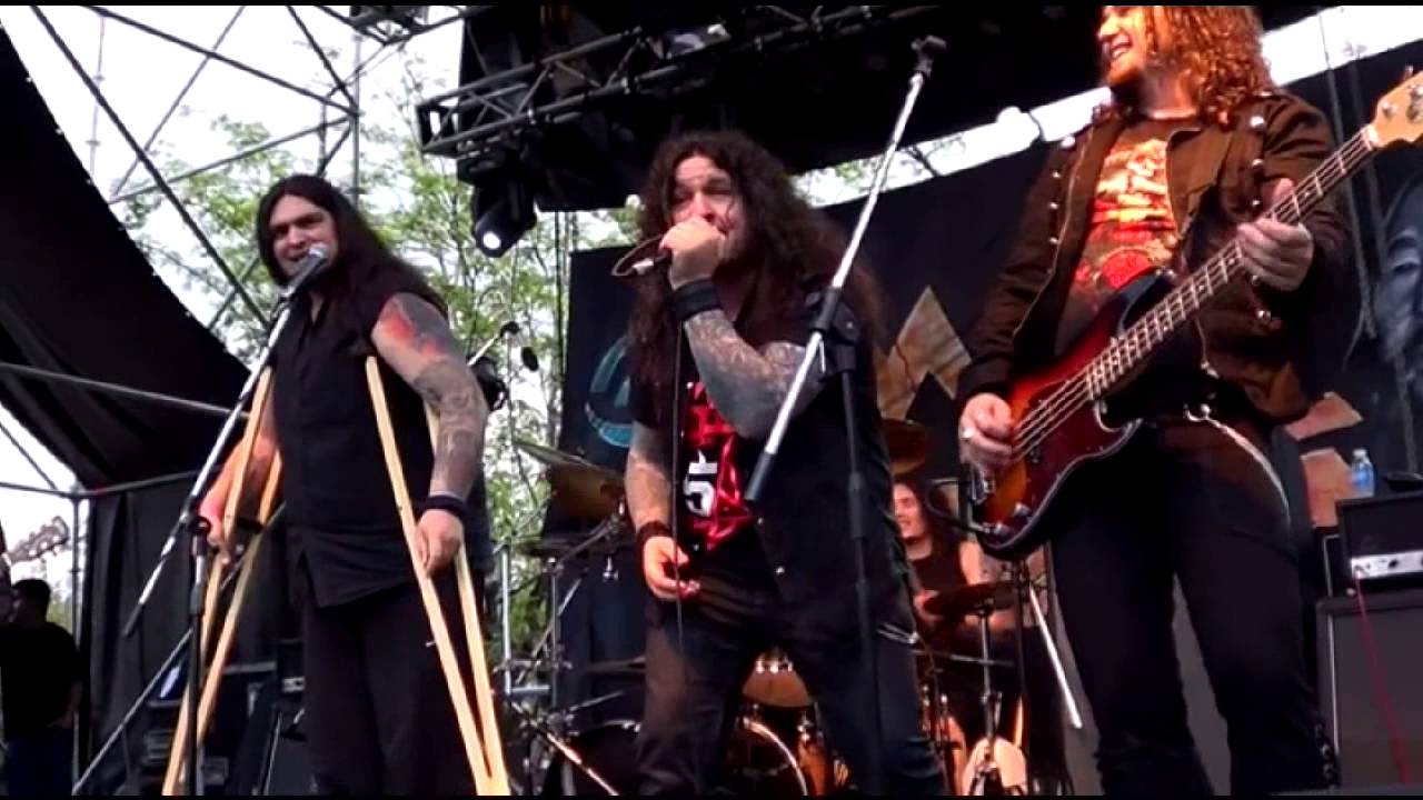Helker - Basurero nuclear (live Metal Para Todos 5, 06-10-2012).