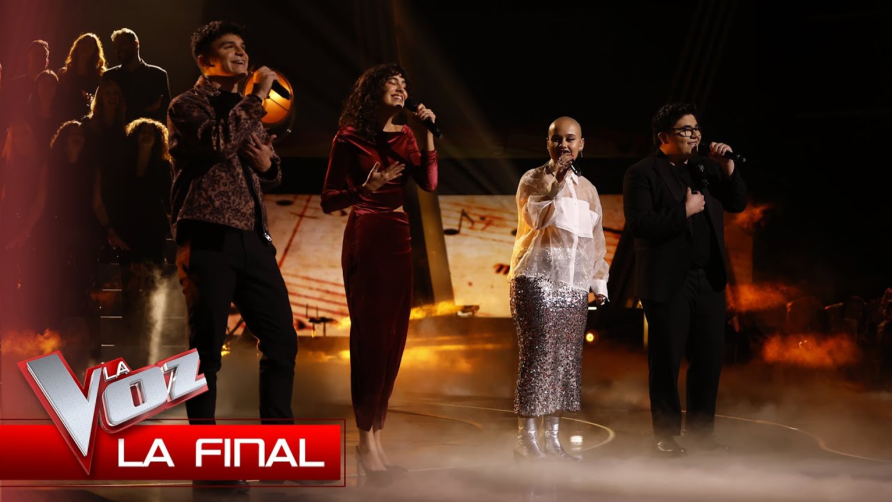 Los finalistas cantan 