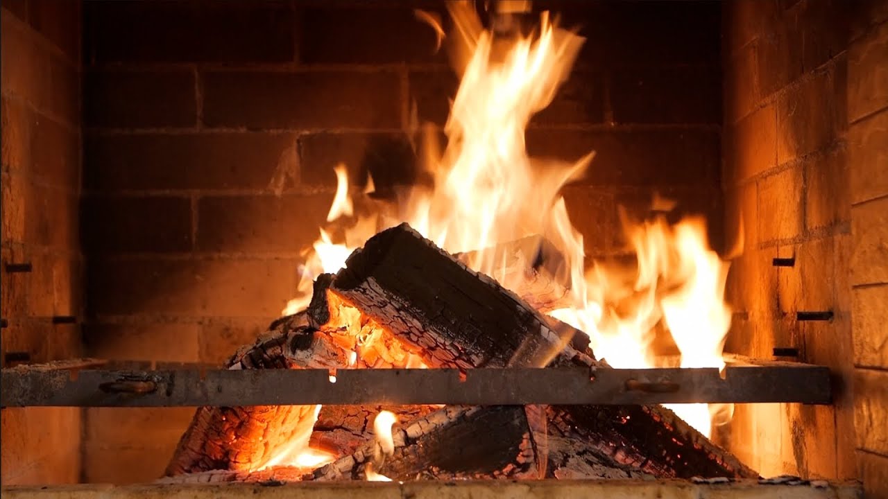 Knisternder Kamin: 4K Kaminfeuer zum Entspannen und Abschalten (6 Stunden)