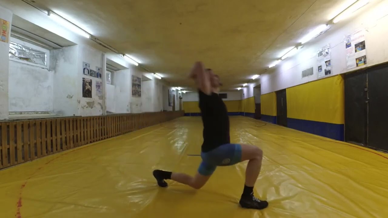 Разминка перед тренировкой. Вольная борьба. Разминка в движении, СФП ОФП, разинка на месте.