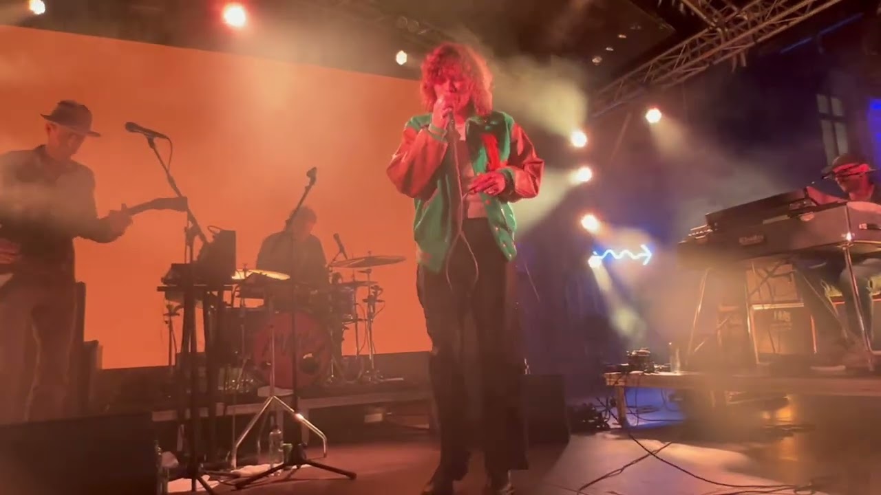 Amason   Trädgården   20230906