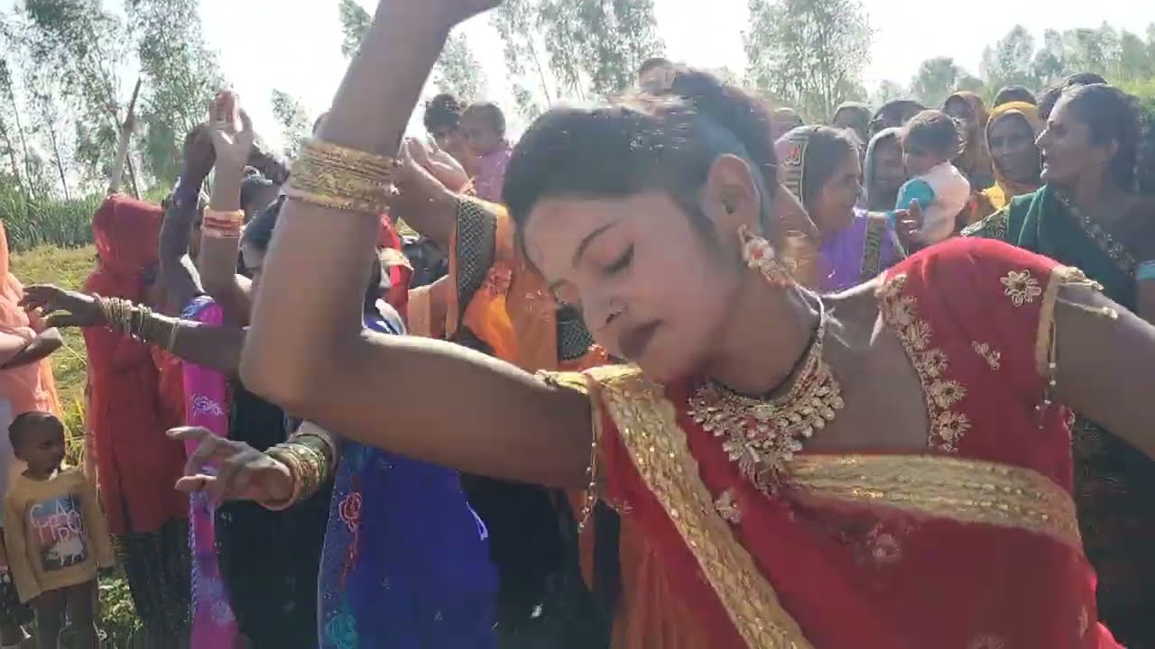 न्यू वीडियो डांस गांवकी